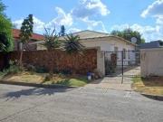 3 bedroom house available to rent