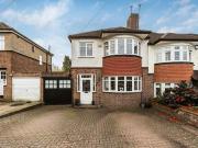 3 Bedroom House Barnet Greater London 91296296