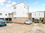 3 Bedroom House Beckenham Great London 97429088