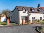 3 Bedroom House Birmingham Birmingham 92307339