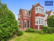 3 Bedroom House Blackpool Blackpool 98765723