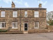 3 Bedroom House Bollington Cheshire 91203031