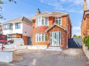 3 Bedroom House Bournemouth Bournemouth 97359520