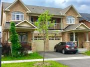 3 Bedroom House Brampton ON 93179448