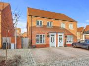 3 Bedroom House Buckinghamshire Buckinghamshire 98968829