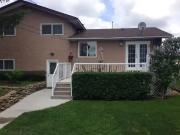 3 Bedroom House Calgary AB 100330937