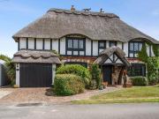 3 Bedroom House Chichester West Sussex 93412848