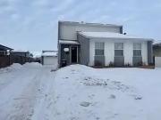 3 Bedroom House Edmonton AB 100563963