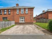 3 Bedroom House Exeter Devon 93671482