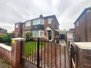 2 bedroom house for rent in Breck Road, Eccles,...