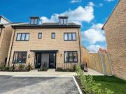 3 bedroom house for rent in Burney Drive, Eagle Farm...