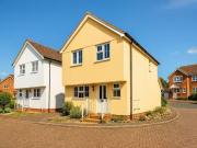 3 bedroom house for rent in Castleden Way, Great Dunmow,...