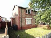 3 bedroom house for rent in Earls Gardens Ellesmere Port...