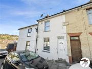 3 bedroom house for rent in Edward Street, Chatham,...