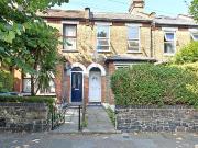3 bedroom house for rent in Evesham Road, Bounds Green, N11