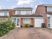 3 bedroom house for rent in Fieldside Close, Orpington, BR6