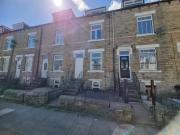3 bedroom house for rent in Harlow Road, Bradford, West...