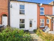 3 bedroom terraced house for rent in Lavender Hill,...