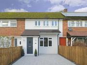 3 bedroom house for rent in Morpeth Avenue Borehamwood WD6 3 bedroom house for rent in Morpeth Avenue Borehamwood WD6