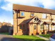 3 bedroom house for rent in Prestwick Close, Luton,...