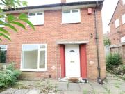 3 bedroom house for rent in Raynville Drive, Leeds, West...