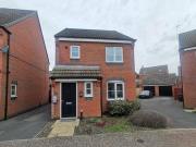 3 bedroom house for rent in Sandpit Drive Birstall...