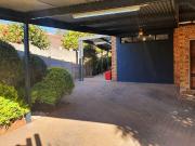 3 Bedroom House For Sale in Cashan