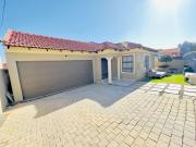 3 Bedroom House For Sale in Cosmo City