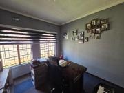 3 Bedroom House For Sale in Dawn Park