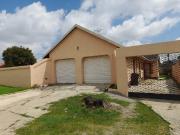 3 Bedroom House For Sale in Diepkloof