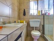 3 Bedroom House For Sale in Esther Park