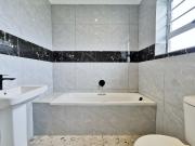 3 Bedroom House For Sale in Fairview