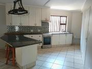 3 Bedroom House For Sale in Freeway Park