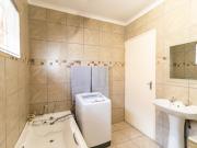 3 Bedroom House For Sale in Heuwelsig 3 Bedroom House For Sale in Heuwelsig