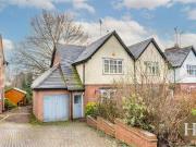 3 bedroom end of terrace house for sale in High Brow,...