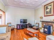 3 Bedroom House For Sale in Kensington