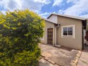 3 Bedroom House For Sale in Mahube Valley