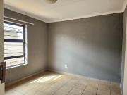 3 Bedroom House For Sale in Protea Glen