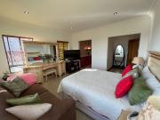 3 Bedroom House For Sale in Rietvalleirand