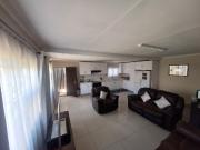 3 Bedroom House For Sale in Robertsham