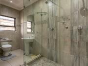 3 Bedroom House For Sale in Robertsham