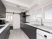 3 bedroom house for sale in Rotherfield Crescent,...