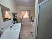 3 Bedroom House For Sale in Safari Gardens