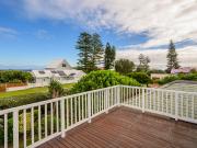 3 Bedroom House For Sale in Schoenmakerskop