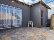 3 Bedroom House For Sale in Sophiatown