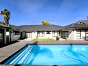 3 Bedroom House For Sale in Sunward Park