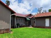3 Bedroom House For Sale in Sunward Park