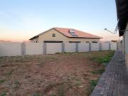 3 Bedroom House For Sale in Waterkloof East