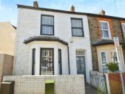 3 bedroom end of terrace house for sale in Wyndham Road,...