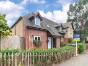 3 Bedroom House Hertfordshire Hertfordshire 94055701